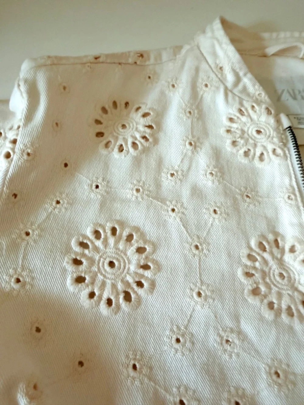 Zara Kids, Off-White Eyelet Bomber Jacket, Girls Size 8-9